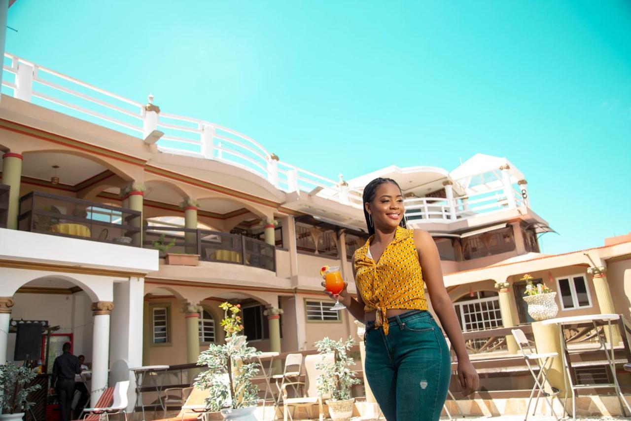 LExtase Hotel Delmas, Haiti