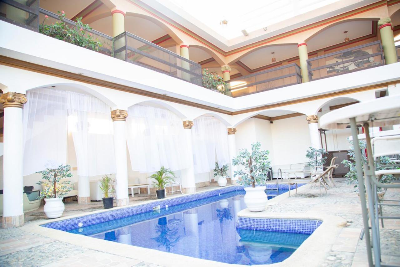 LExtase Hotel Delmas, Haiti